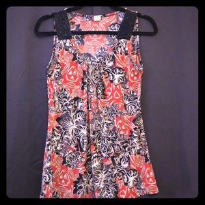 Women’s tank/blouse